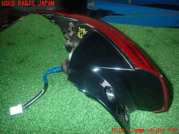 1UPJ-9237891530]CX-3(DK5AW)右テールランプ 中古_2