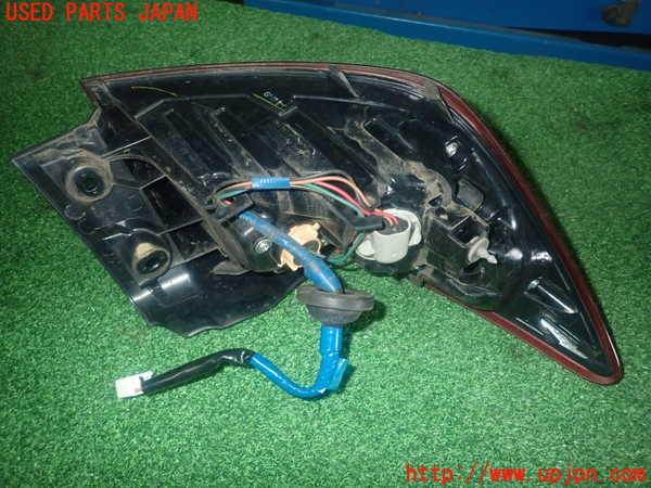 1UPJ-9237891530]CX-3(DK5AW)右テールランプ 中古_3