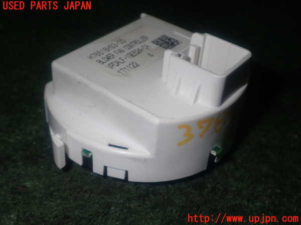 1UPJ-9237896881]CX-3(DK5AW)レジスター1 中古_2