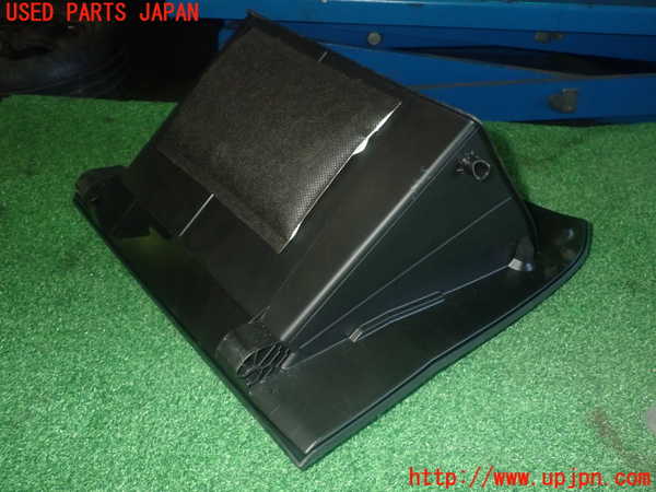 1UPJ-9237897516]CX-3(DK5AW)グローブボックス1 中古_3