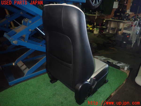 1UPJ-9237897065]CX-3(DK5AW)助手席シート 中古_4