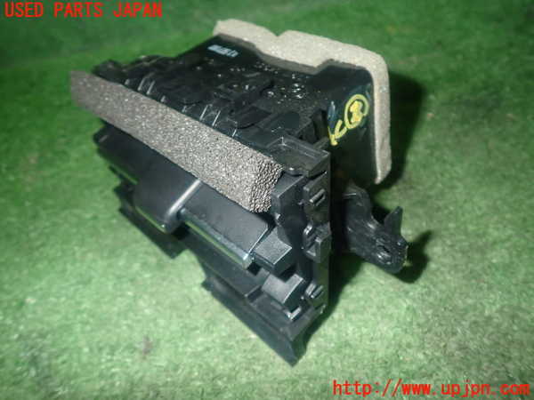 1UPJ-9237897526]CX-3(DK5AW)エアコン吹き出し口1 中古_2