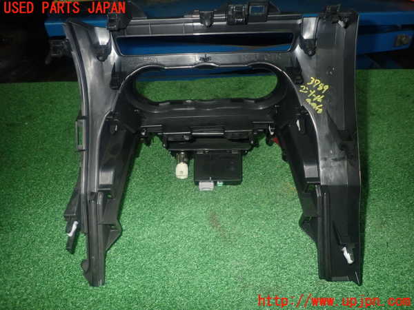 1UPJ-9237897549]CX-3(DK5AW)コンソール 中古_4