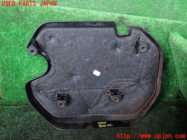 1UPJ-9237902160]BMW ミニ(MINI)クーパーD F55(XV15MW)エンジンアッパーカバー 中古_2