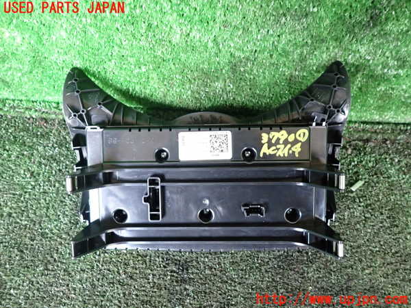 1UPJ-9237906066]BMW ミニ(MINI)クーパーD F55(XV15MW)エアコンスイッチ1 中古_3