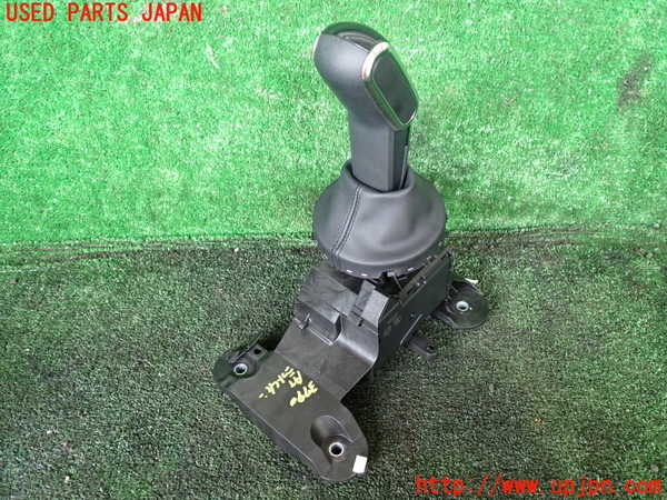 1UPJ-9237907555]BMW ミニ(MINI)クーパーD F55(XV15MW)ATシフトレバー 中古_3
