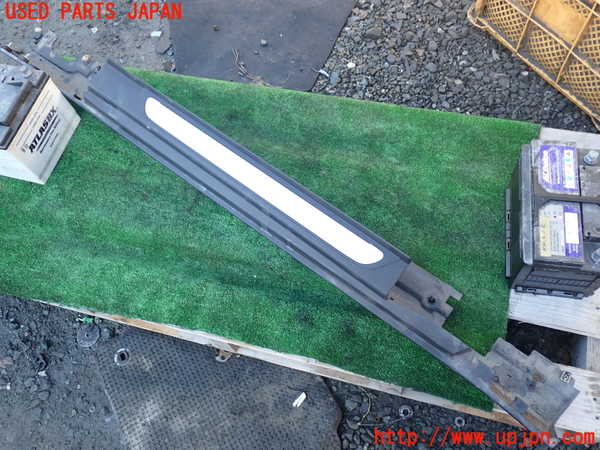 1UPJ-9237911390]BMW ミニ(MINI)クーパーD F56(XN15M)右サイドステップ 中古_2