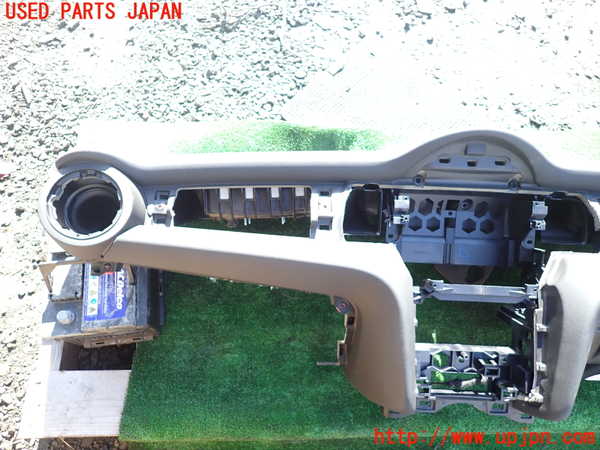 1UPJ-9237917505]BMW ミニ(MINI)クーパーD F56(XN15M)ダッシュボード 中古_3