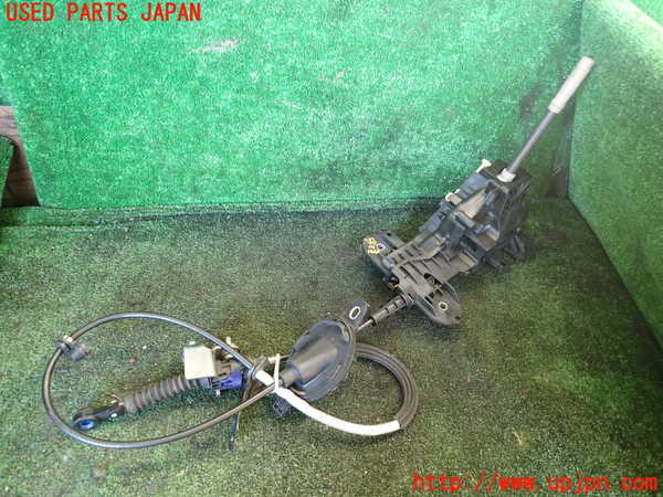 1UPJ-9237917555]BMW ミニ(MINI)クーパーD F56(XN15M)ATシフトレバー 中古_2