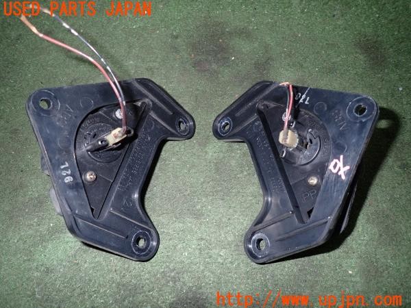 3UPJ=9237920590]サバンナ RX-7 カブリオレ(FC3C)後期 純正 KOITO 130-61226 ナンバー灯 ライセンスランプ 中古_4
