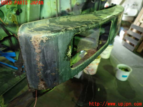 1UPJ-9237921014]サバンナ RX-7 カブリオレ(FC3C)フロントバンパーホースメント 中古_4