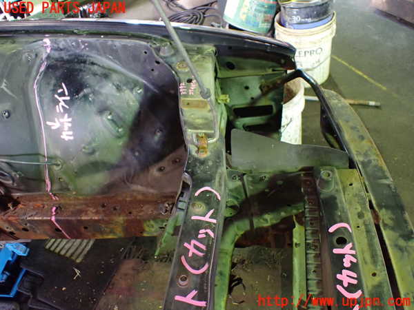 1UPJ-9237921042]サバンナ RX-7 カブリオレ(FC3C)コアサポート（カット） 中古_3