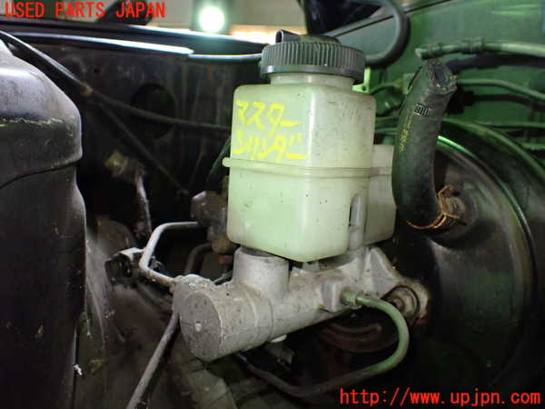 1UPJ-9237924050]サバンナ RX-7 カブリオレ(FC3C)ブレーキマスターシリンダー 中古_2