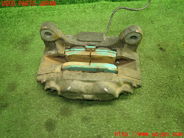 1UPJ-9237924085]サバンナ RX-7 カブリオレ(FC3C)左フロントキャリパー 中古_4