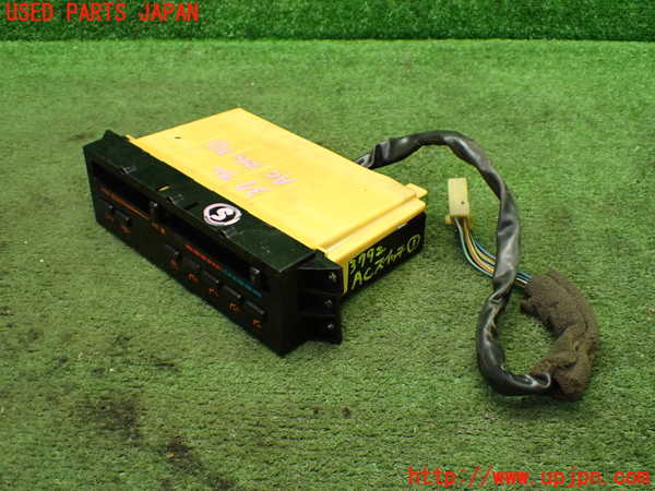 1UPJ-9237926066]サバンナ RX-7 カブリオレ(FC3C)エアコンスイッチ1 中古_2