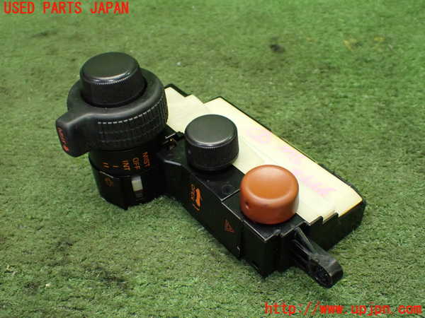 1UPJ-9237926306]サバンナ RX-7 カブリオレ(FC3C)スイッチ1(ウォッシャー ハザード等) 中古_2