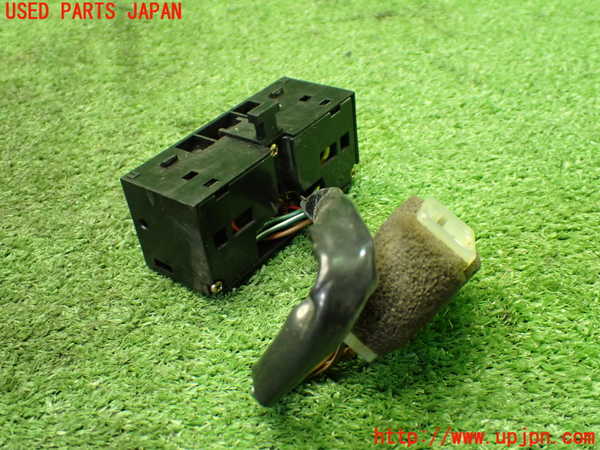 1UPJ-9237926308]サバンナ RX-7 カブリオレ(FC3C)スイッチ3(ヘッドレストスピーカー) 中古_3