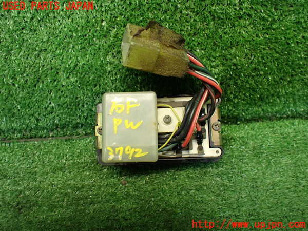 1UPJ-9237926240]サバンナ RX-7 カブリオレ(FC3C)右パワーウィンドウスイッチ 中古_2