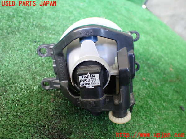 1UPJ-9237931182]レクサス・IS300h(AVE30)左フォグ 中古_2