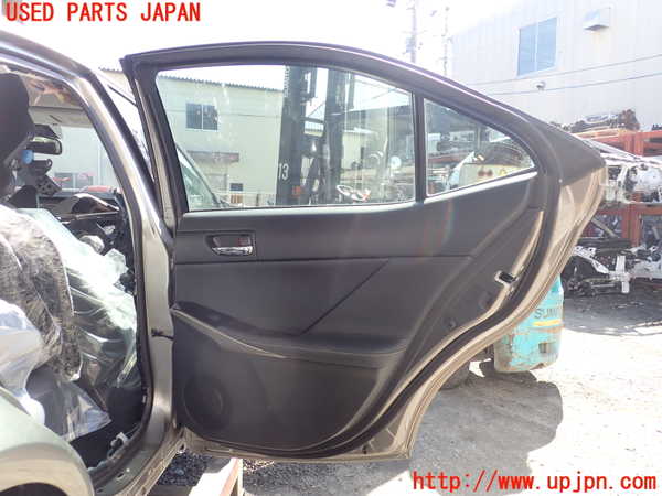 1UPJ-9237931290]レクサス・IS300h(AVE30)右後ドア 中古 NSG M31S8 43R-005844_2