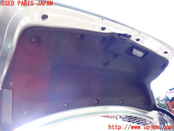 1UPJ-9237931500]レクサス・IS300h(AVE30)トランク 中古_4