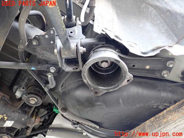 1UPJ-9237935295]レクサス・IS300h(AVE30)リアメンバー 中古_2