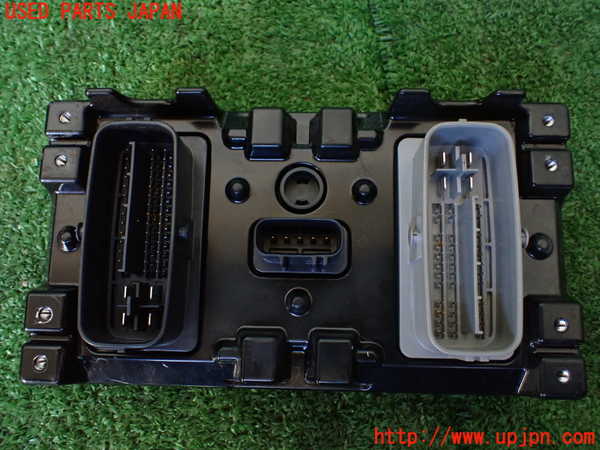 1UPJ-9237936125]レクサス・IS300h(AVE30)ABSコンピューター 中古_2