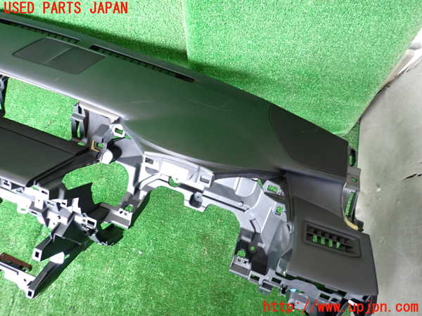 1UPJ-9237937505]レクサス・IS300h(AVE30)ダッシュボード 中古_3