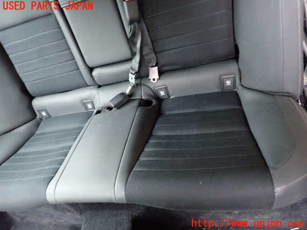 1UPJ-9237937385]レクサス・IS300h(AVE30)リアシート 中古_4