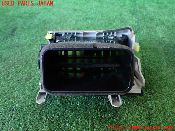 1UPJ-9237937528]レクサス・IS300h(AVE30)エアコン吹き出し口3 (真中) 中古_2