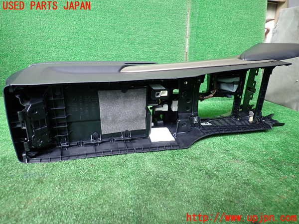 1UPJ-9237937540]レクサス・IS300h(AVE30)センターコンソール 中古_5
