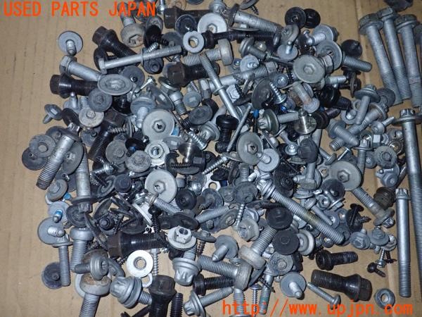 3UPJ=9237940720]BMW 320i グランツーリスモ(3X20 F34)ネジ・ナット・ステー類 セット ジャンク_4