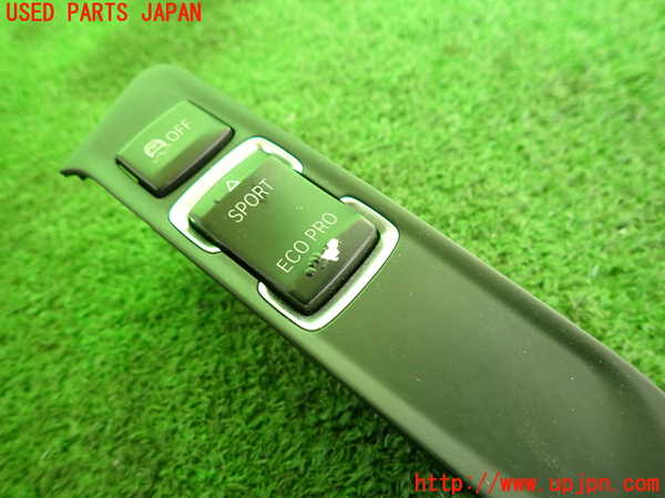 2UPJ-9237946308]BMW 320i グランツーリスモ(3X20)(F34)スイッチ3 (トラクションコントロールOFF、走行モード切替) 中古_2