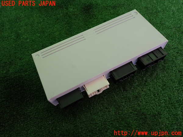 2UPJ-9237946148]BMW 320i グランツーリスモ(3X20)(F34)コンピューター3 (REAR TAILGATE CONTROL) 中古_2