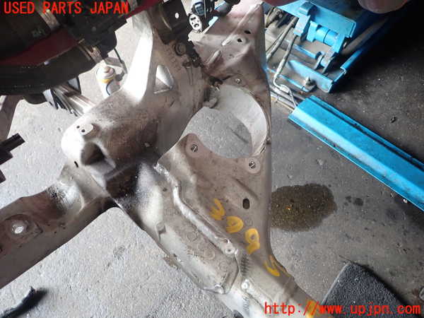 1UPJ-9237955285]アルファロメオ・ジュリア(95220)フロントメンバー 中古_3