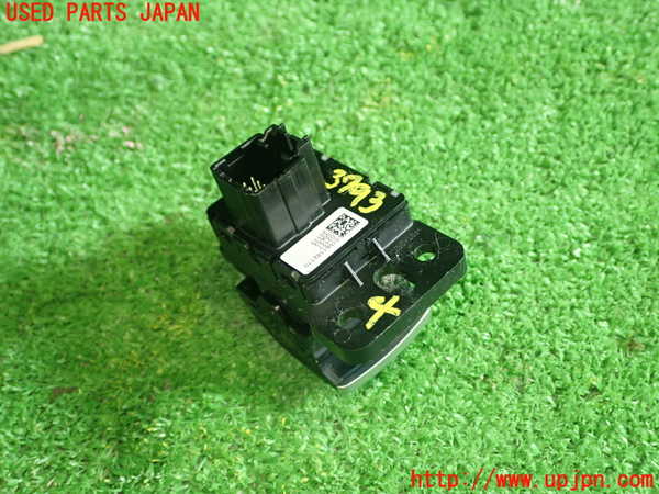 1UPJ-9237956309]アルファロメオ・ジュリア(95220)スイッチ4 (電動パーキングブレーキ) 中古_2