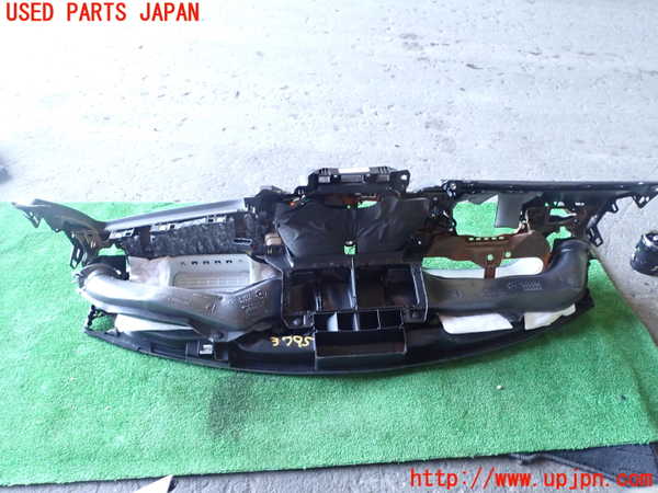 1UPJ-9237957505]アルファロメオ・ジュリア(95220)ダッシュボード 中古_4