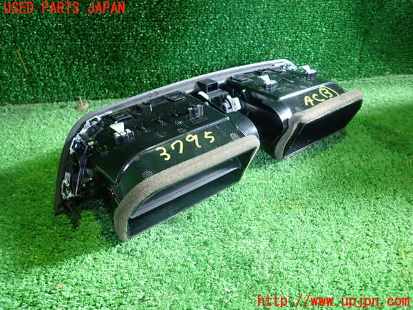 1UPJ-9237957528]アルファロメオ・ジュリア(95220)エアコン吹き出し口3 (真中) 中古_3