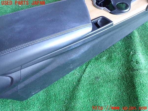 1UPJ-9237957540]アルファロメオ・ジュリア(95220)センターコンソール 中古_3