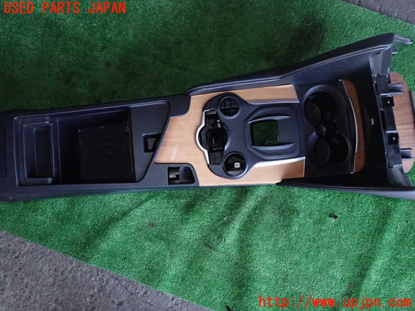 1UPJ-9237957540]アルファロメオ・ジュリア(95220)センターコンソール 中古_4