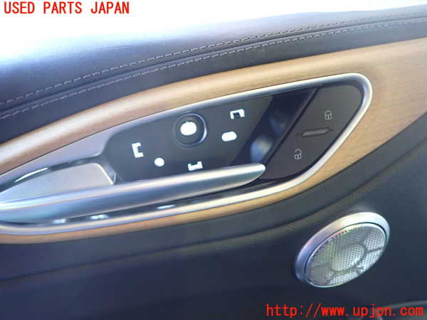 1UPJ-9237951264]アルファロメオ・ジュリア(95220)左前ドア内張り 中古_3