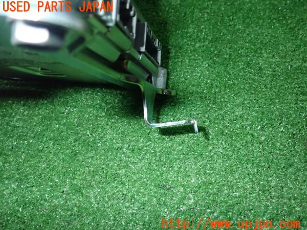 3UPJ=9237960511]ZR-V e：HEV(RZ6)純正 BOSE 8A400-3V0-J01-M1 オーディオアンプ 中古_3