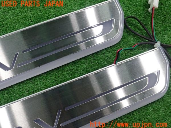 3UPJ=9237960616]ZR-V e：HEV(RZ6)純正オプション サイドステップガーニッシュ スカッフプレート 2305180004 中古_2