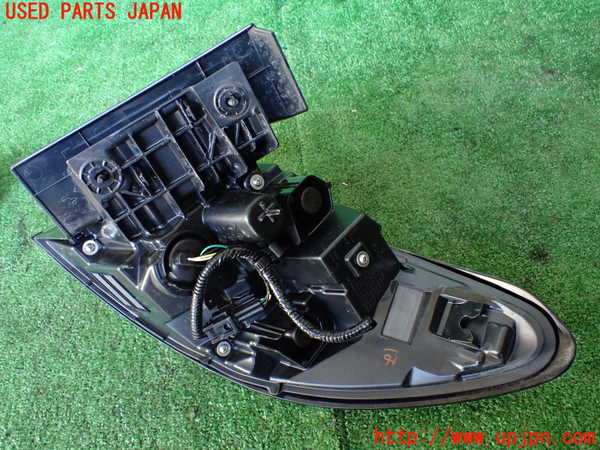 1UPJ-9237961536]ZR-V e：HEV(RZ6)左テールランプ 中古_2