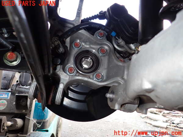 1UPJ-9237964300]ZR-V e：HEV(RZ6)右リアナックルハブ 中古_2