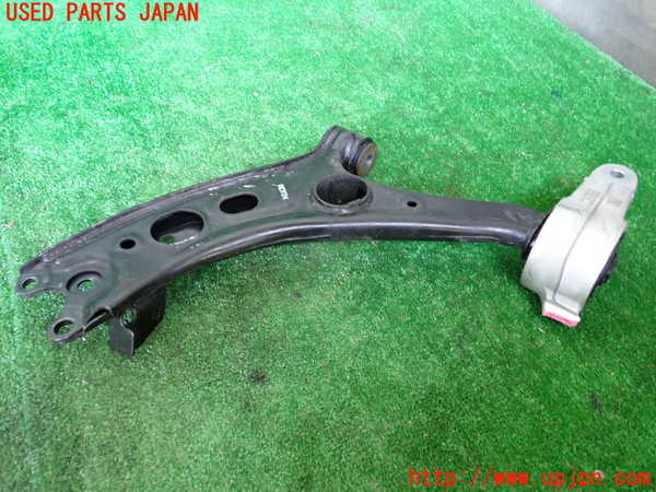 1UPJ-9237965176]ZR-V e：HEV(RZ6)右フロントロアアーム1 中古_2