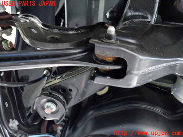 1UPJ-9237965295]ZR-V e：HEV(RZ6)リアメンバー 中古_3