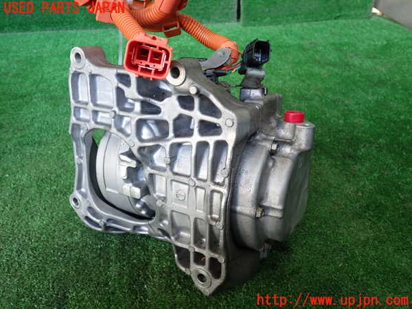 1UPJ-9237966025]ZR-V e：HEV(RZ6)エアコンコンプレッサー 中古_2