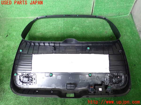 1UPJ-9237961578]ZR-V e：HEV(RZ6)バックドア内張り 中古_2