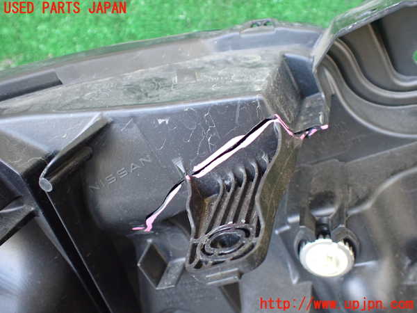 1UPJ-9237971132]セレナ(NC28 C28系)左ヘッドライト LED 中古_4